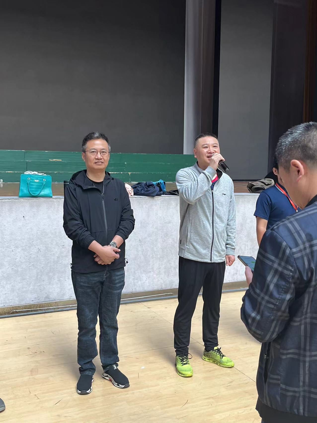 濂溪区一中第七届”桃李杯“教职工气排球比赛(图4)