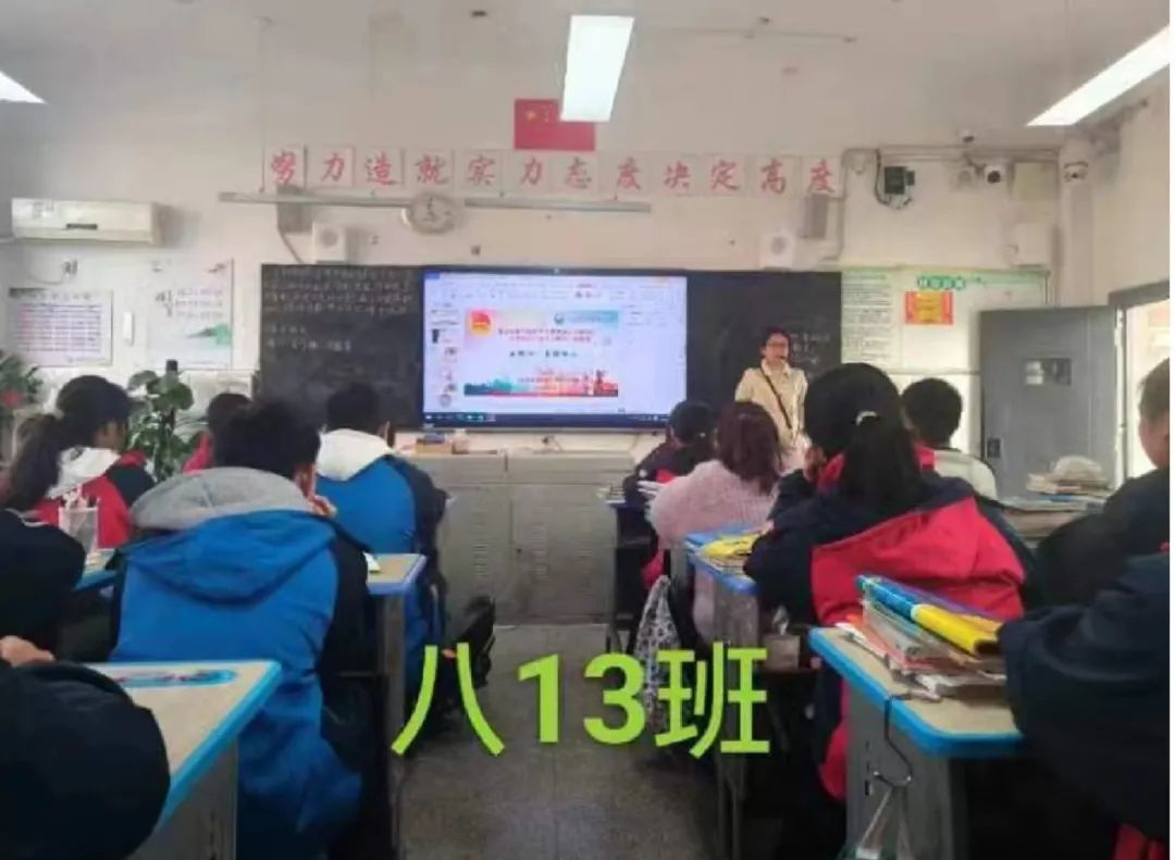 淬坚强核心  铸青年精神  濂溪区一中团员和青年“坚强核心”专题学习进行时(图1)