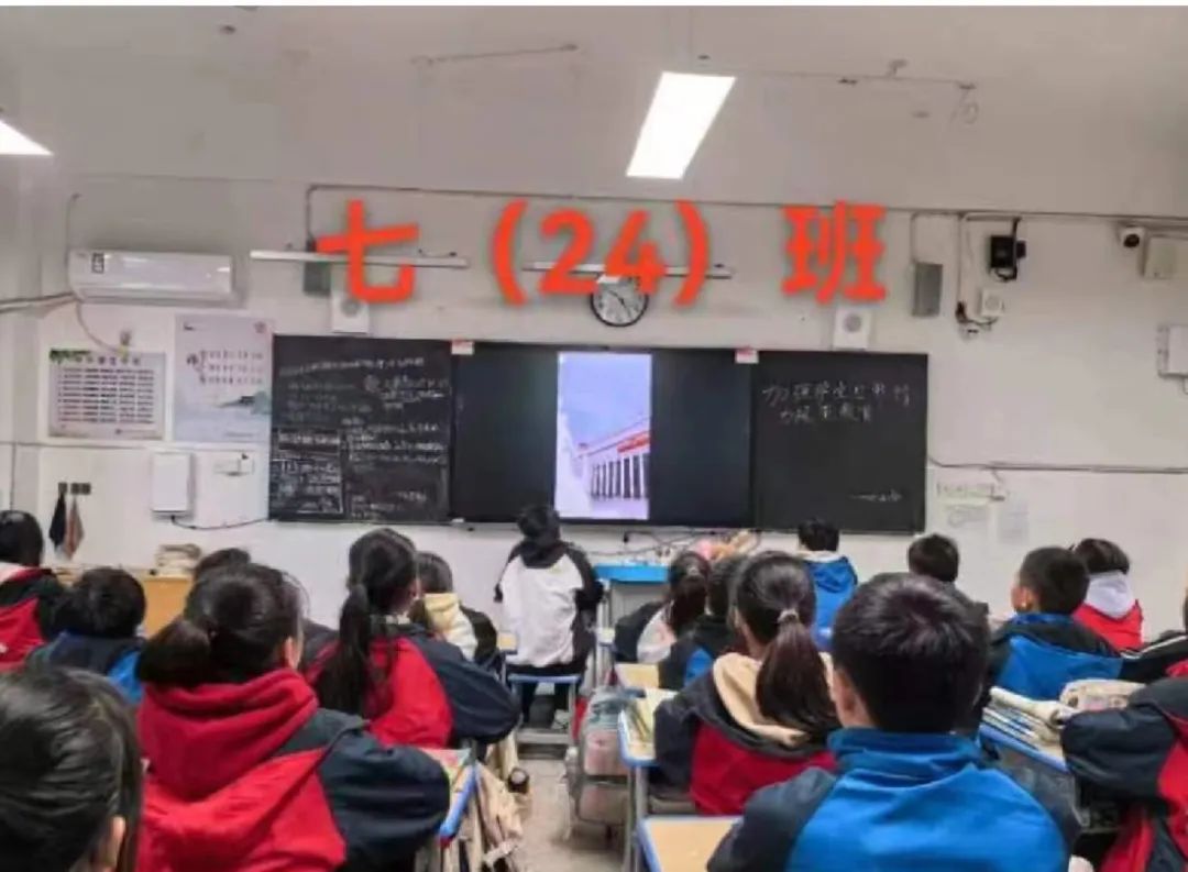 淬坚强核心  铸青年精神  濂溪区一中团员和青年“坚强核心”专题学习进行时(图3)