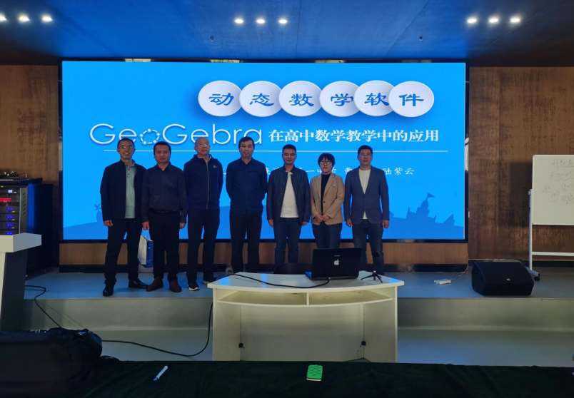 三尺讲台守初心 四季耕耘育桃李   濂溪区优秀教师  卢鑫(图4)