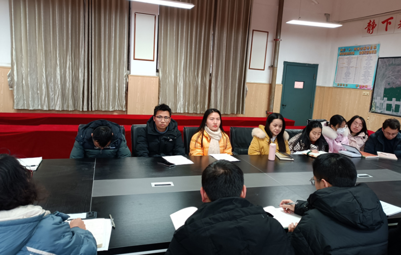 赋能成长 蓄势前行 高一年级召开班主任管理工作经验交流会(图4) 赋能成长 蓄势前行 高一年级召开班主任管理工作经验交流会(图4)