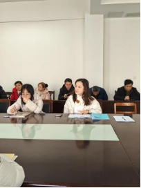笔耕不辍，步履不停   濂溪区一中高一年级举行读书笔记评比活动(图1)
