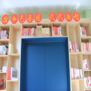 濂溪区一中图书馆“红色书吧”正式开放