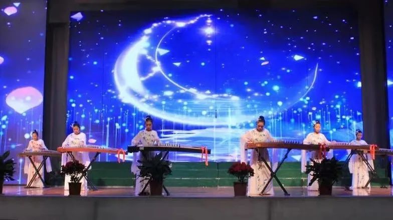 濂溪区一中隆重举行第二十六届校园文化艺术节(图3)