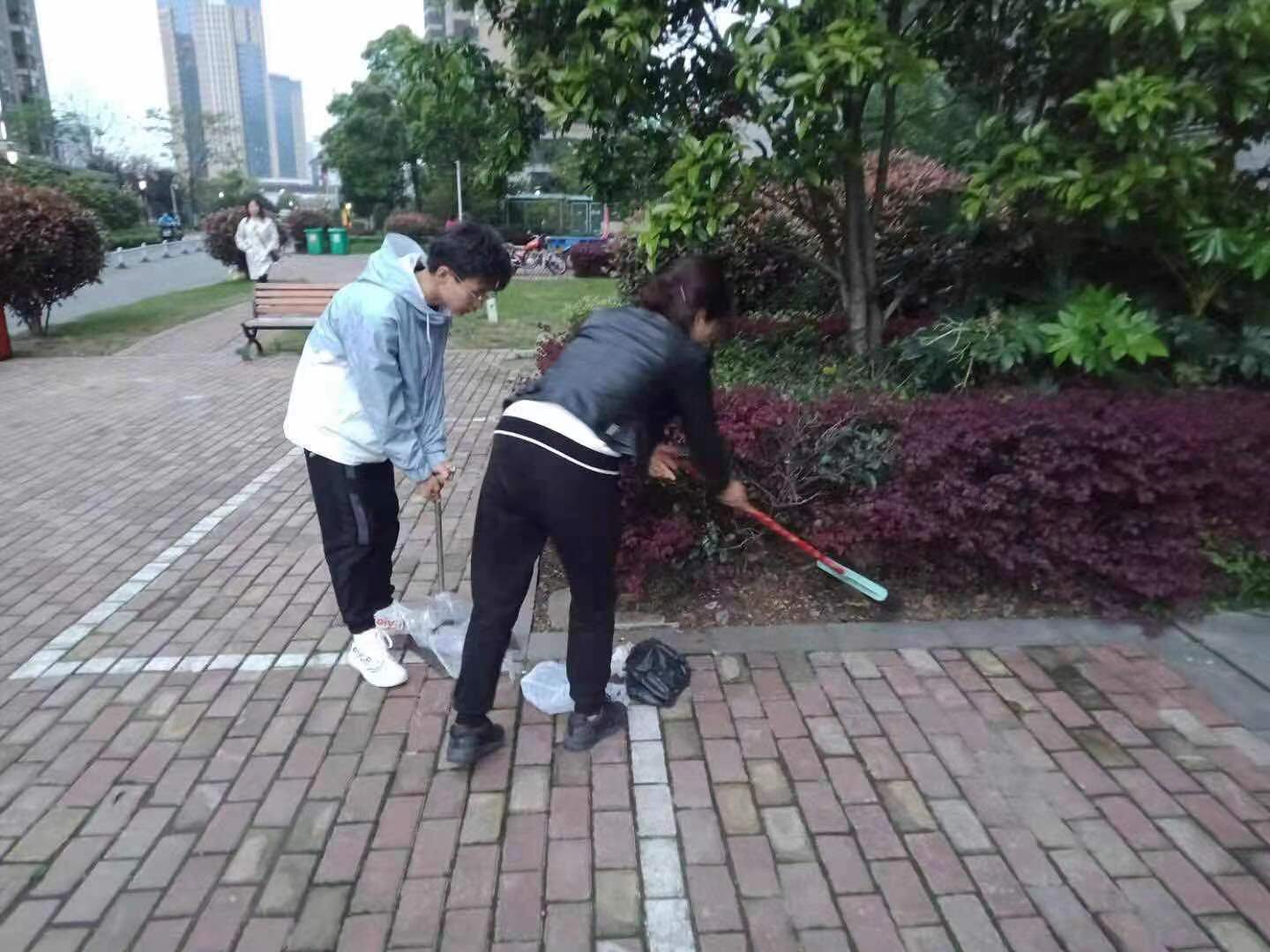 小手拉大手，共创文明城(图7)