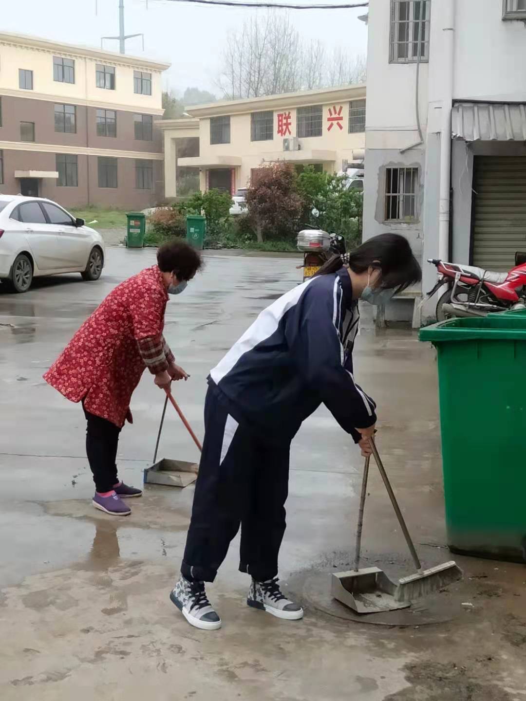 小手拉大手，共创文明城(图4)