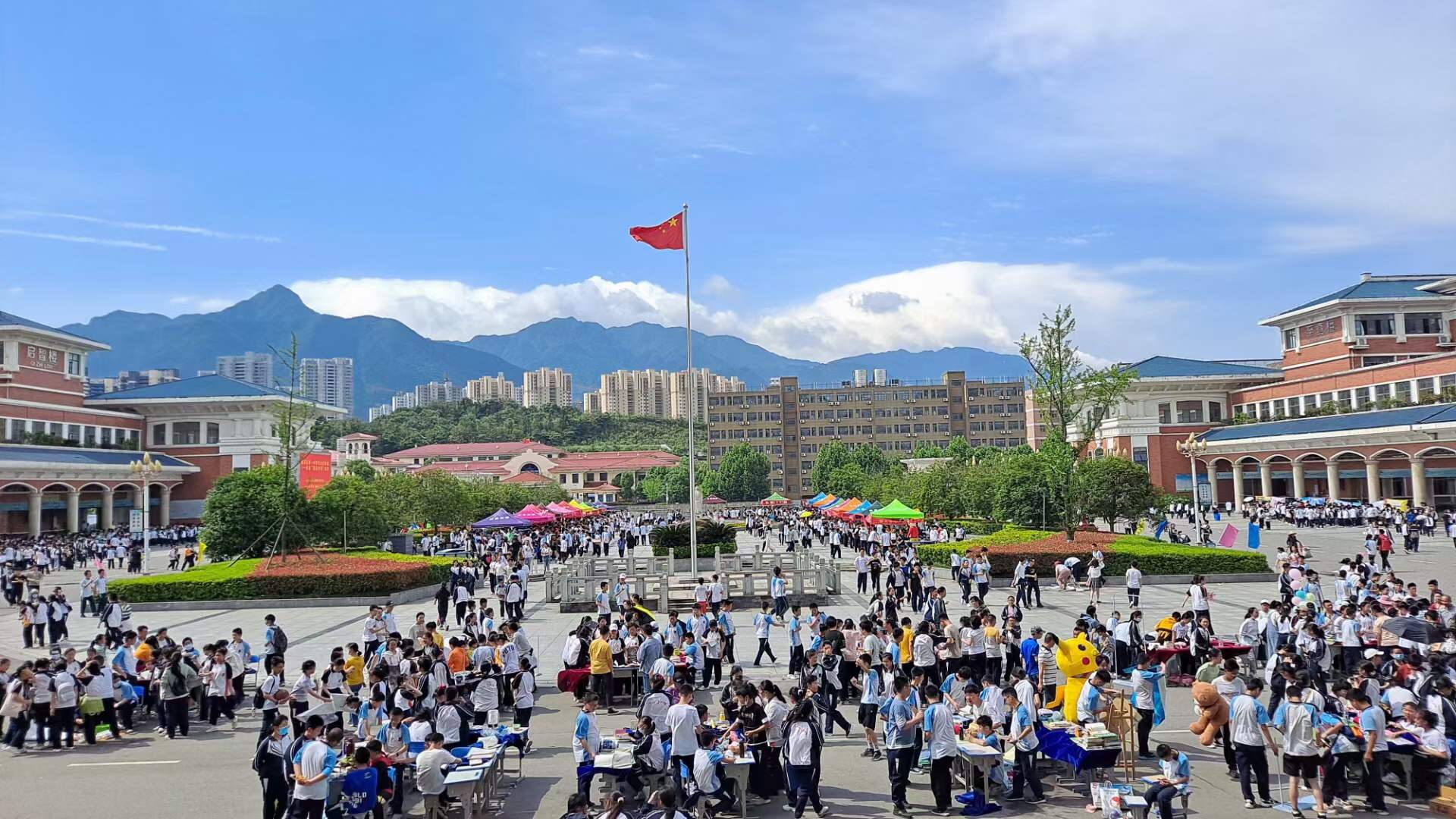 濂中高一年级跳蚤市场开市啦！(图2)