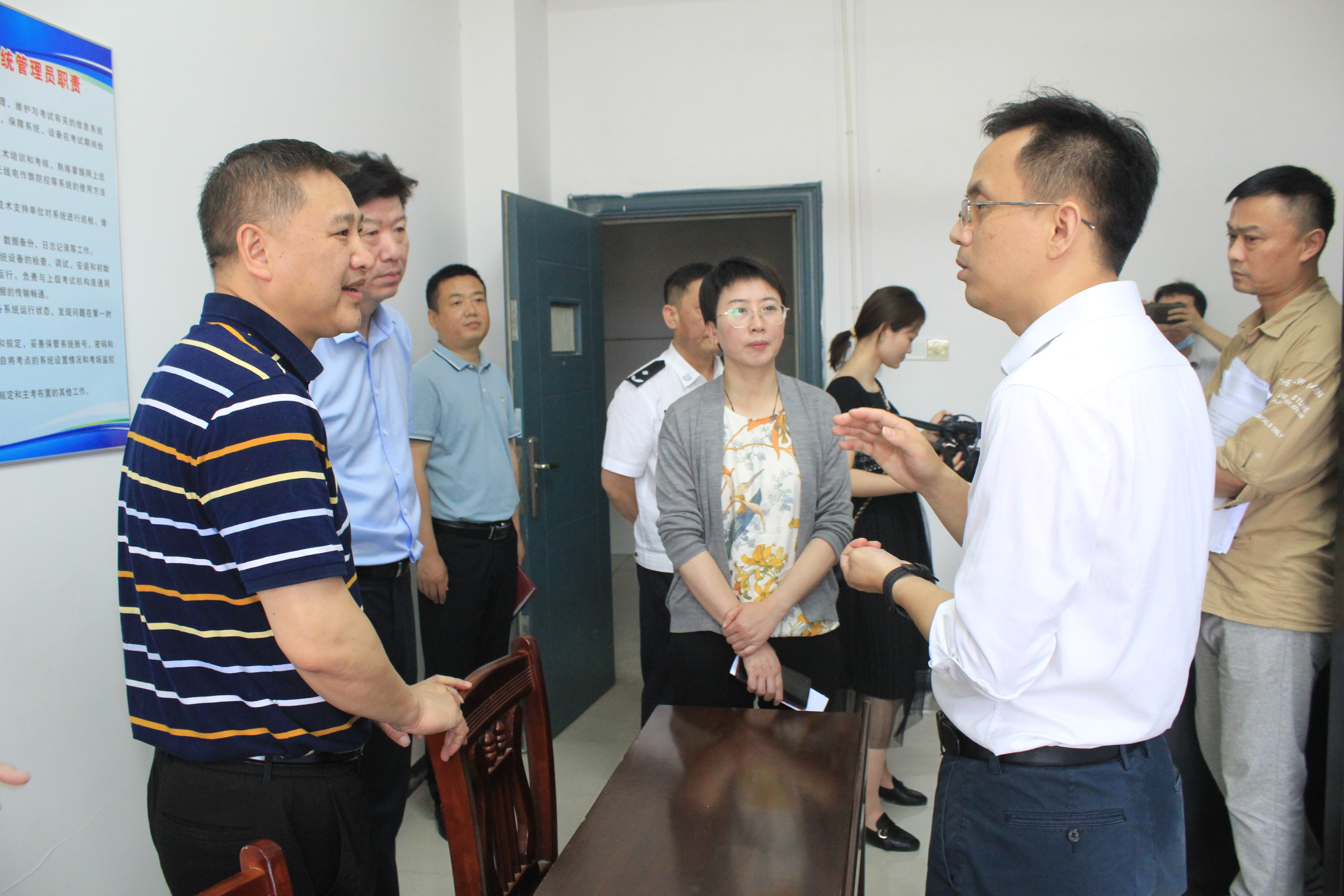 江西省教育考试院院长徐峰深入我校调研指导高考备考工作(图3)