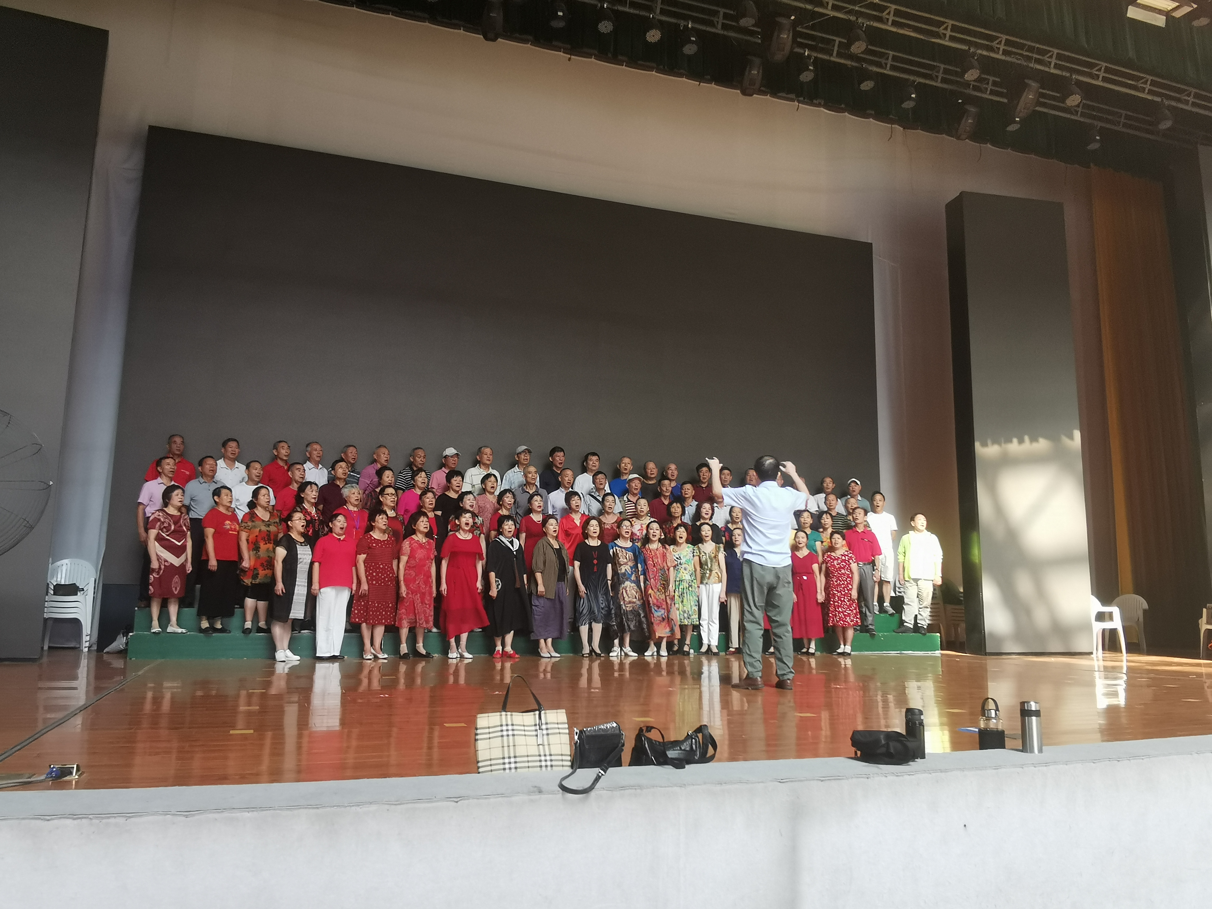 积极备战校庆(图2)