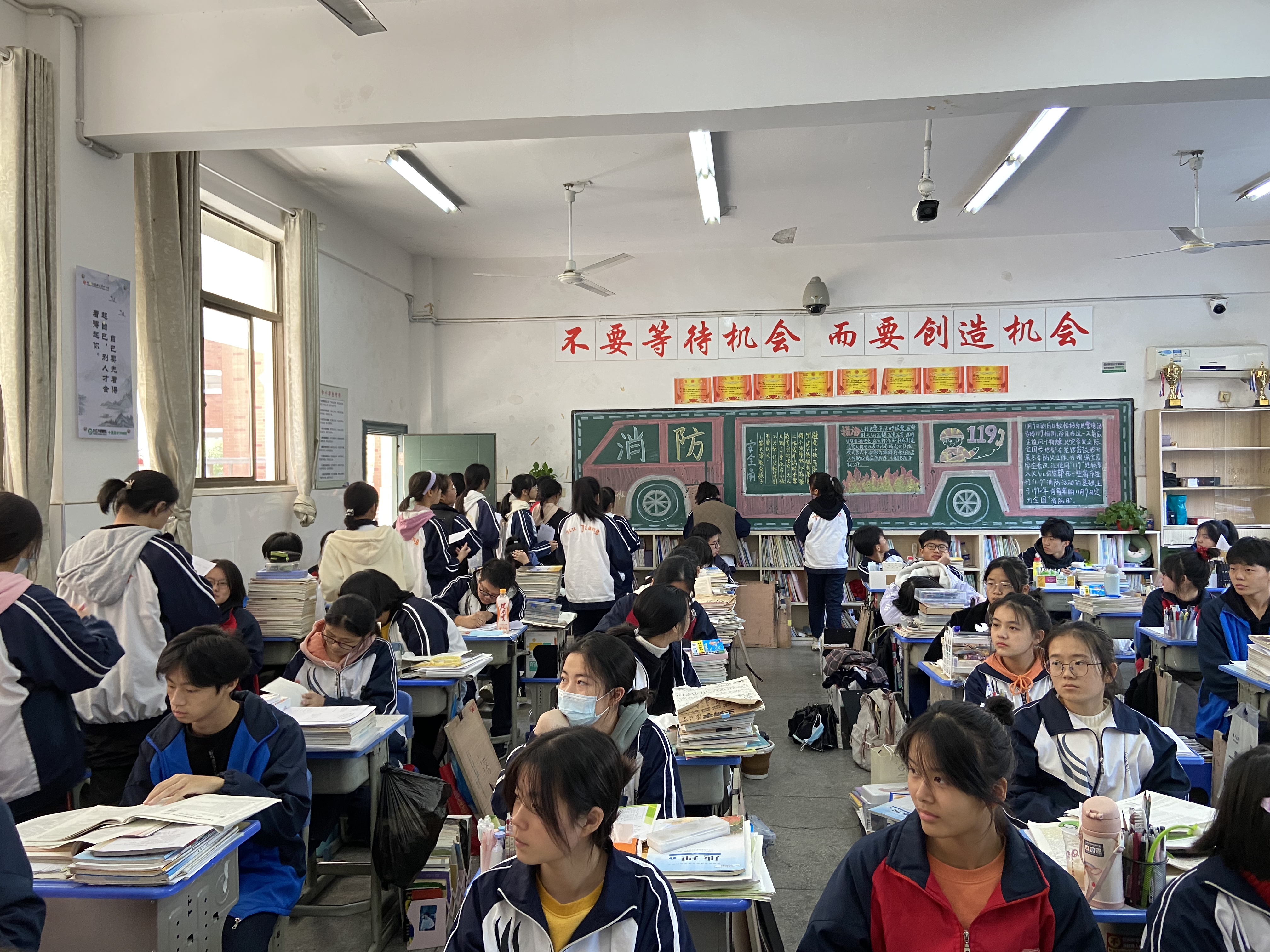 建美丽班级，创和谐校园(图4)