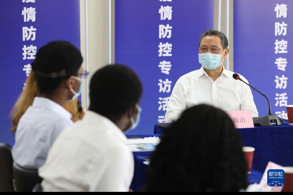 生命至上 举国同心——抗疫精神述评(图3)