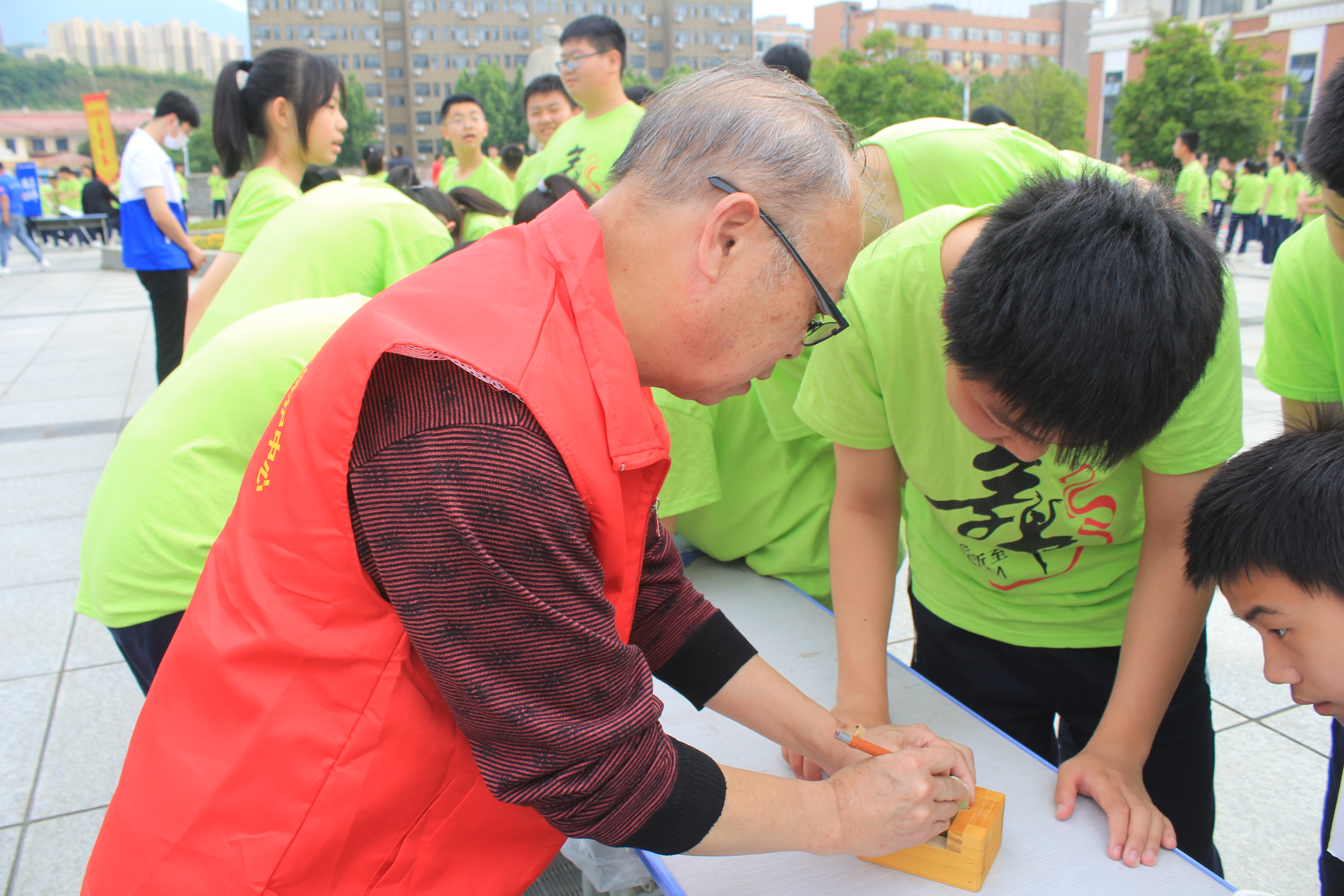 学篆刻.JPG